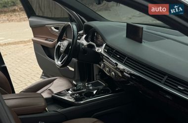 Внедорожник / Кроссовер Audi Q7 2016 в Киеве