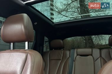 Внедорожник / Кроссовер Audi Q7 2016 в Киеве