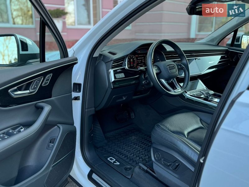 Внедорожник / Кроссовер Audi Q7 2022 в Одессе