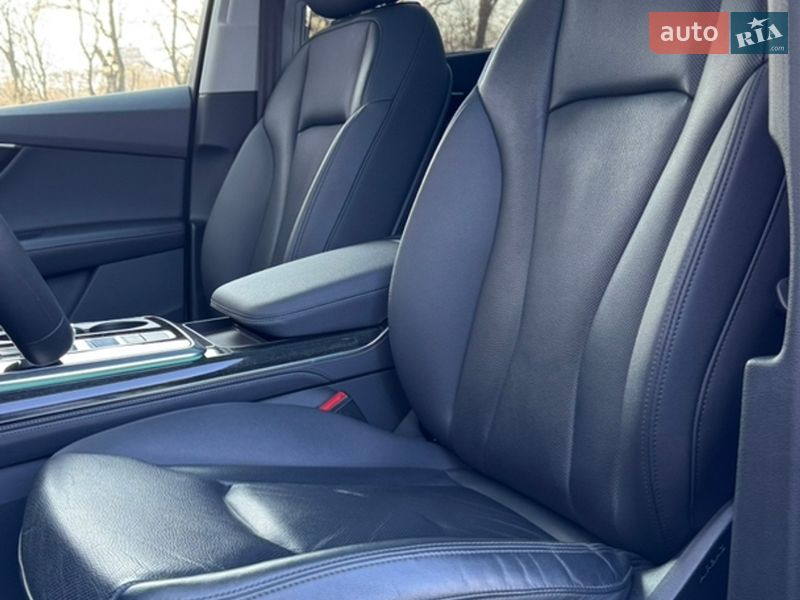 Внедорожник / Кроссовер Audi Q7 2022 в Одессе