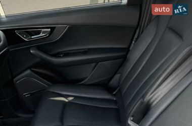 Позашляховик / Кросовер Audi Q7 2017 в Мукачевому
