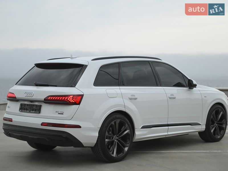 Внедорожник / Кроссовер Audi Q7 2020 в Одессе