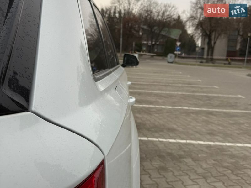 Внедорожник / Кроссовер Audi Q7 2016 в Луцке