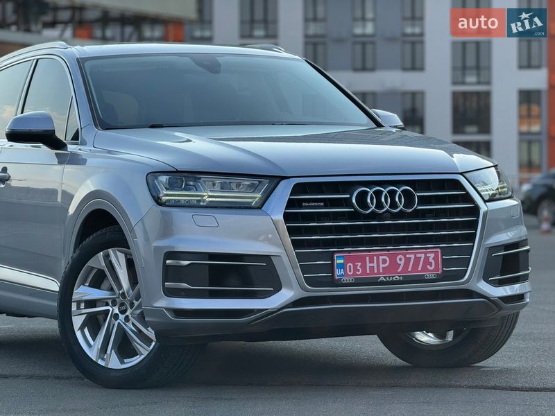Позашляховик / Кросовер Audi Q7 2018 в Києві фото 18 Позашляховик / Кросовер Audi Q7 2018 в Києві