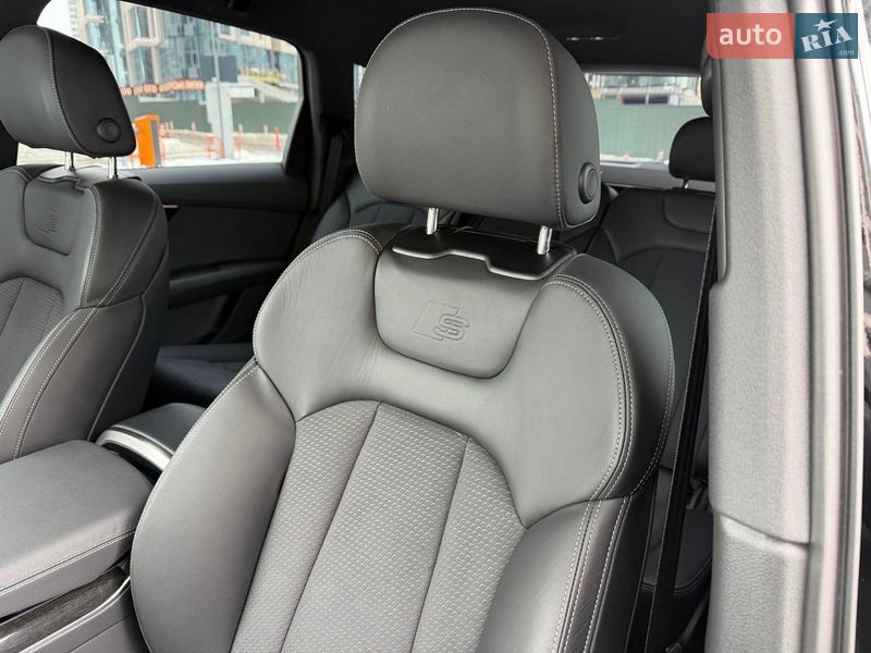 Внедорожник / Кроссовер Audi Q7 2023 в Киеве