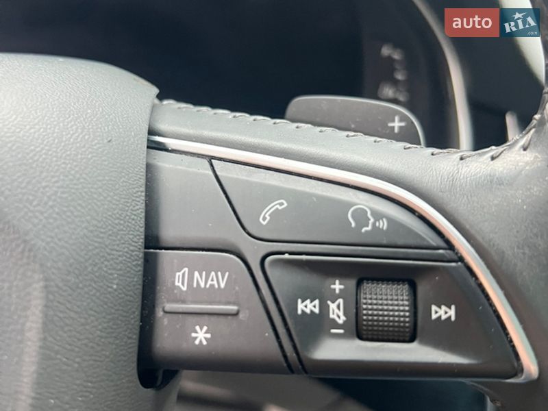 Внедорожник / Кроссовер Audi Q7 2016 в Хусте