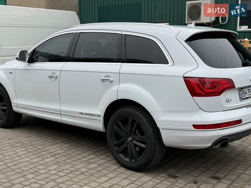 Позашляховик / Кросовер Audi Q7 2014 в Одесі
