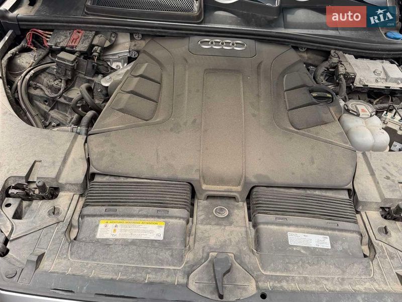 Внедорожник / Кроссовер Audi Q7 2018 в Ровно