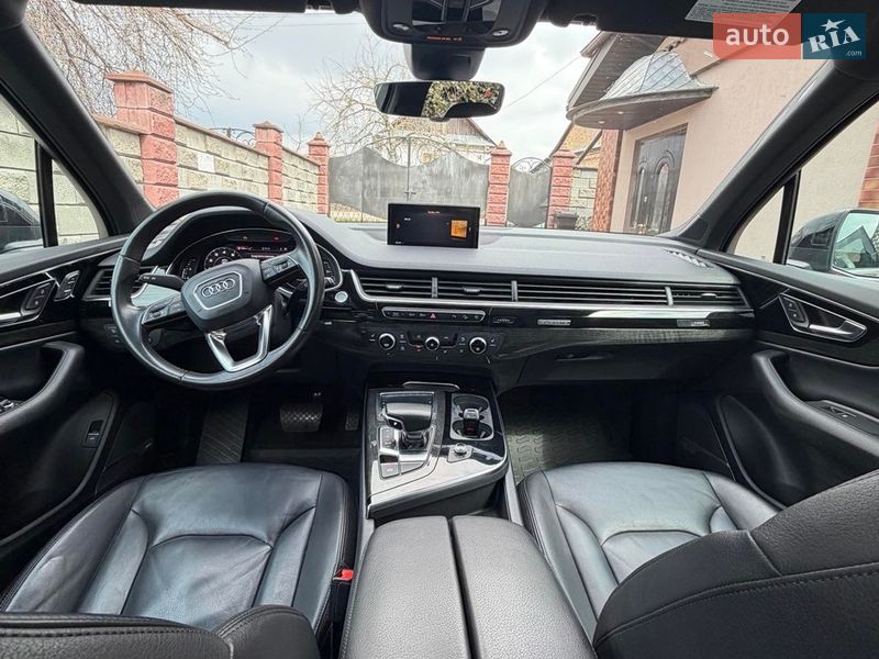 Внедорожник / Кроссовер Audi Q7 2018 в Ровно