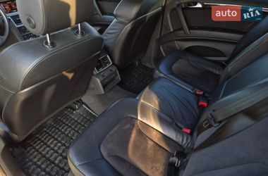 Позашляховик / Кросовер Audi Q7 2013 в Києві