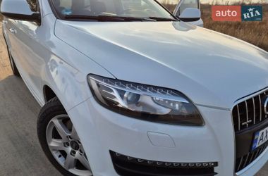 Позашляховик / Кросовер Audi Q7 2013 в Києві