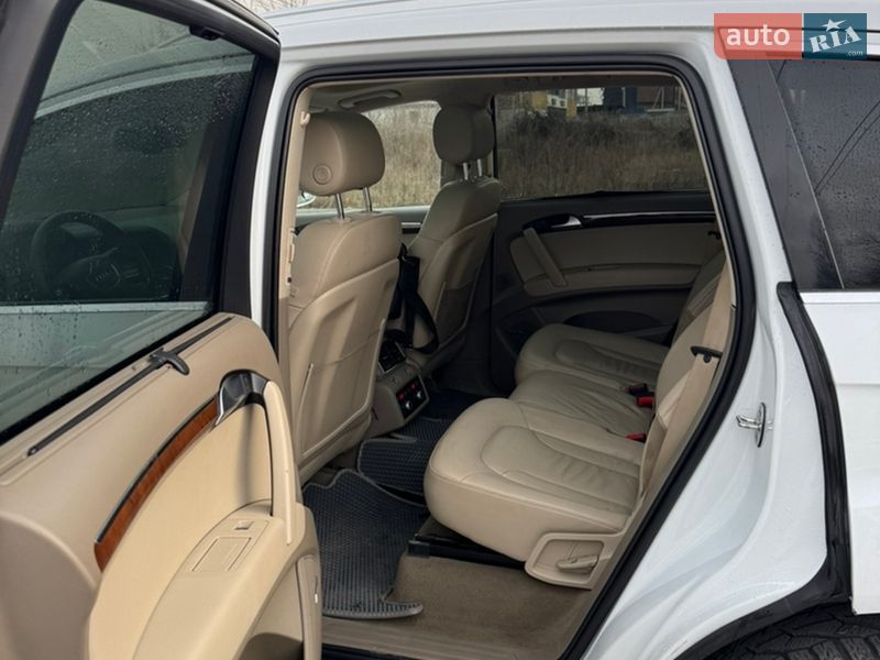 Внедорожник / Кроссовер Audi Q7 2015 в Виннице