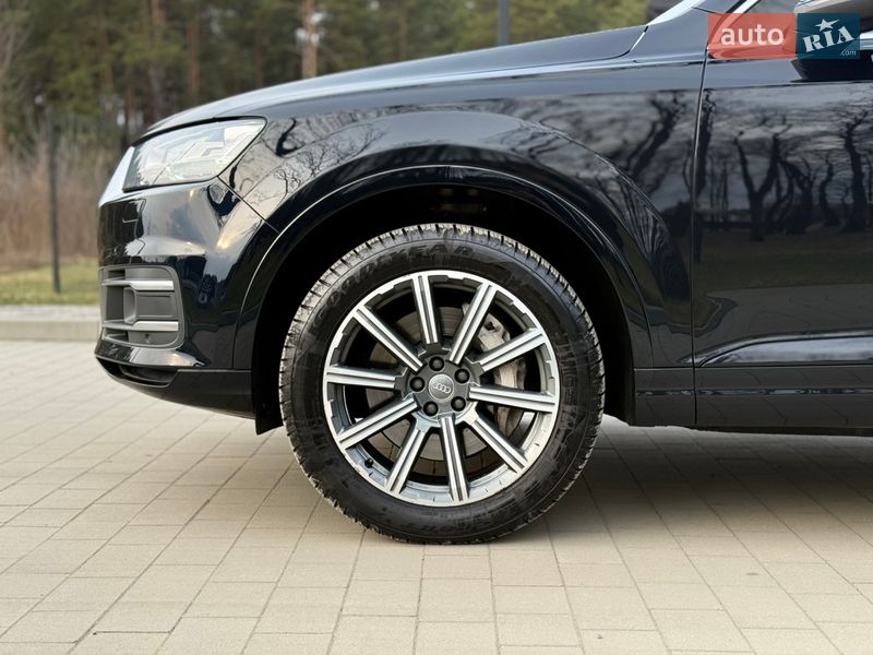 Внедорожник / Кроссовер Audi Q7 2016 в Ковеле