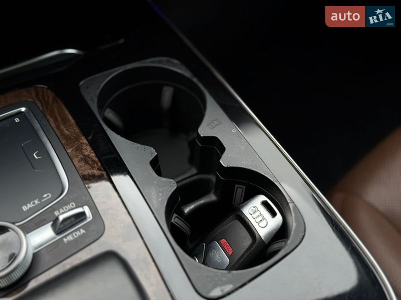 Внедорожник / Кроссовер Audi Q7 2016 в Ковеле