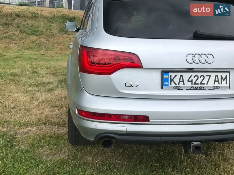 Внедорожник / Кроссовер Audi Q7 2010 в Черкассах