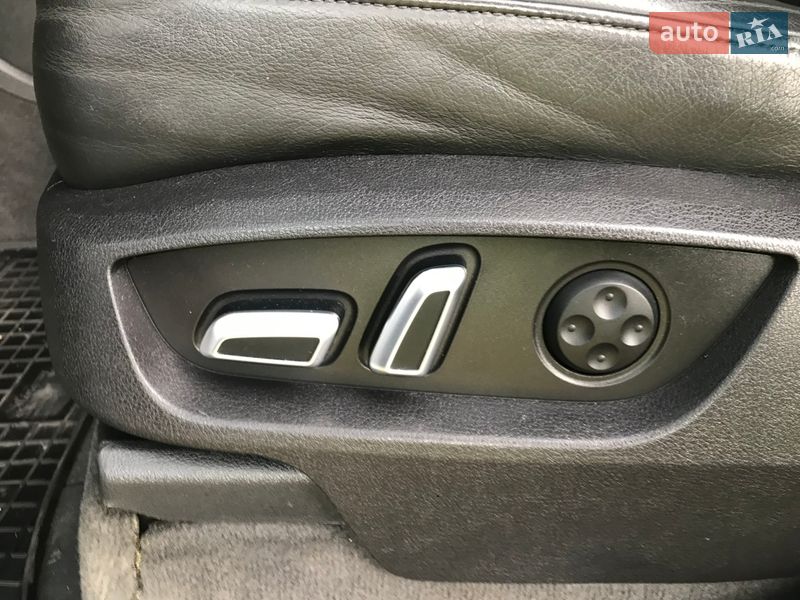 Внедорожник / Кроссовер Audi Q7 2010 в Черкассах
