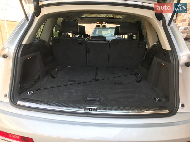 Внедорожник / Кроссовер Audi Q7 2010 в Черкассах
