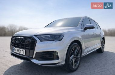 Позашляховик / Кросовер Audi Q7 2022 в Луцьку