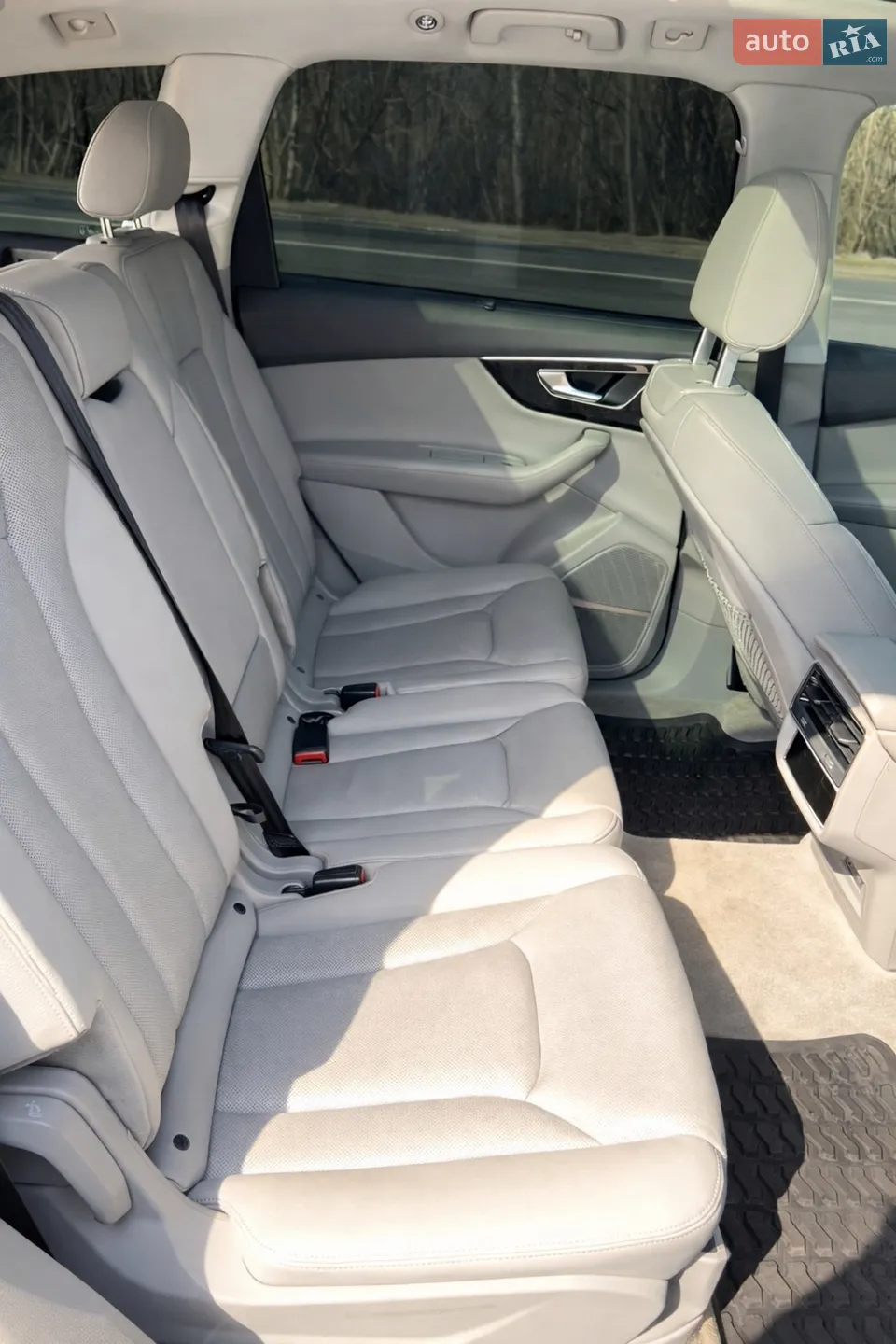 2022 Audi Q7 - мініатюра 23