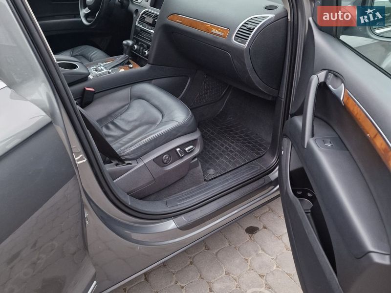 Позашляховик / Кросовер Audi Q7 2014 в Івано-Франківську