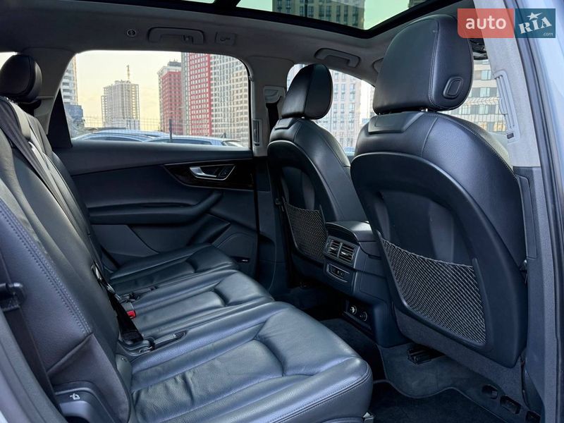 Внедорожник / Кроссовер Audi Q7 2018 в Киеве