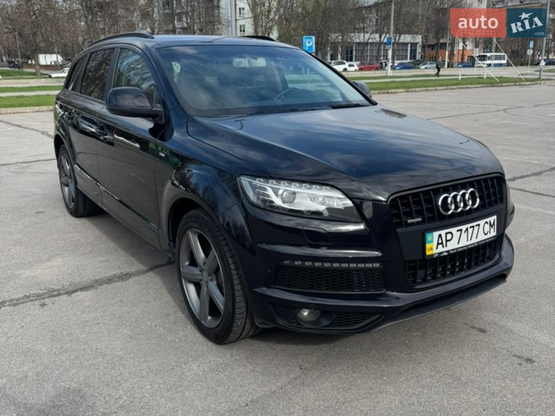 Позашляховик / Кросовер Audi Q7 2013 в Києві