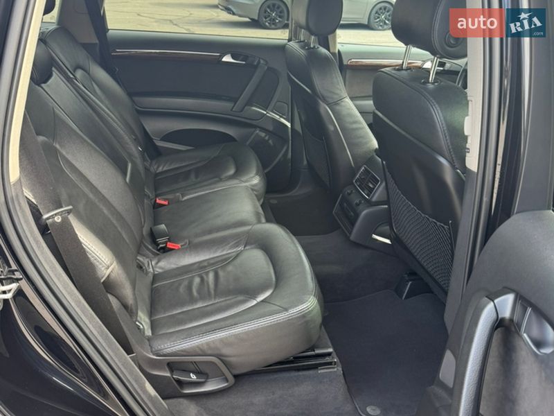 Позашляховик / Кросовер Audi Q7 2013 в Києві