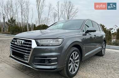 Позашляховик / Кросовер Audi Q7 2018 в Дніпрі