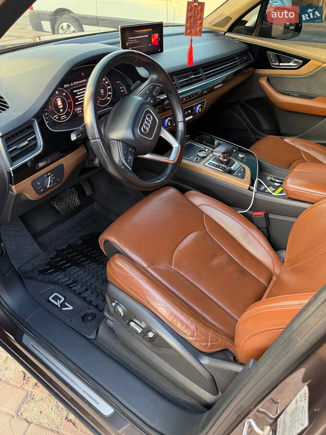 2017 Audi Q7 - мініатюра 16