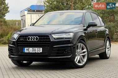 Внедорожник / Кроссовер Audi Q7 2017 в Ровно