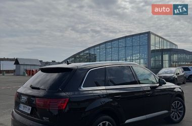 Внедорожник / Кроссовер Audi Q7 2017 в Киеве