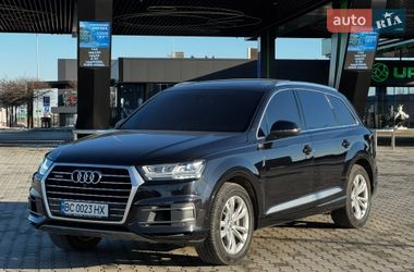 Позашляховик / Кросовер Audi Q7 2017 в Львові