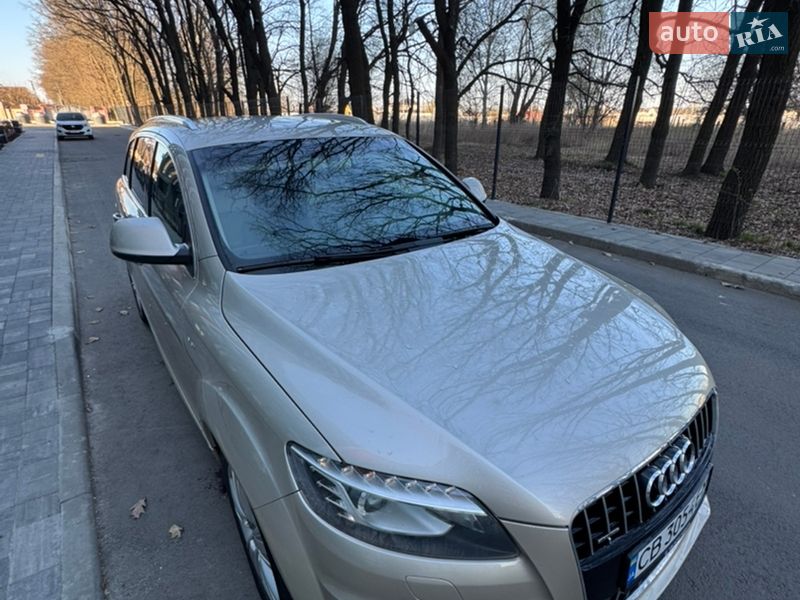 Внедорожник / Кроссовер Audi Q7 2010 в Чернигове
