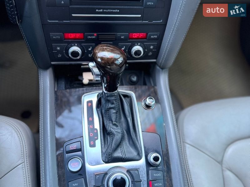 Внедорожник / Кроссовер Audi Q7 2010 в Чернигове