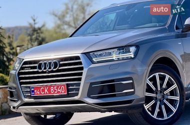 Внедорожник / Кроссовер Audi Q7 2017 в Хусте