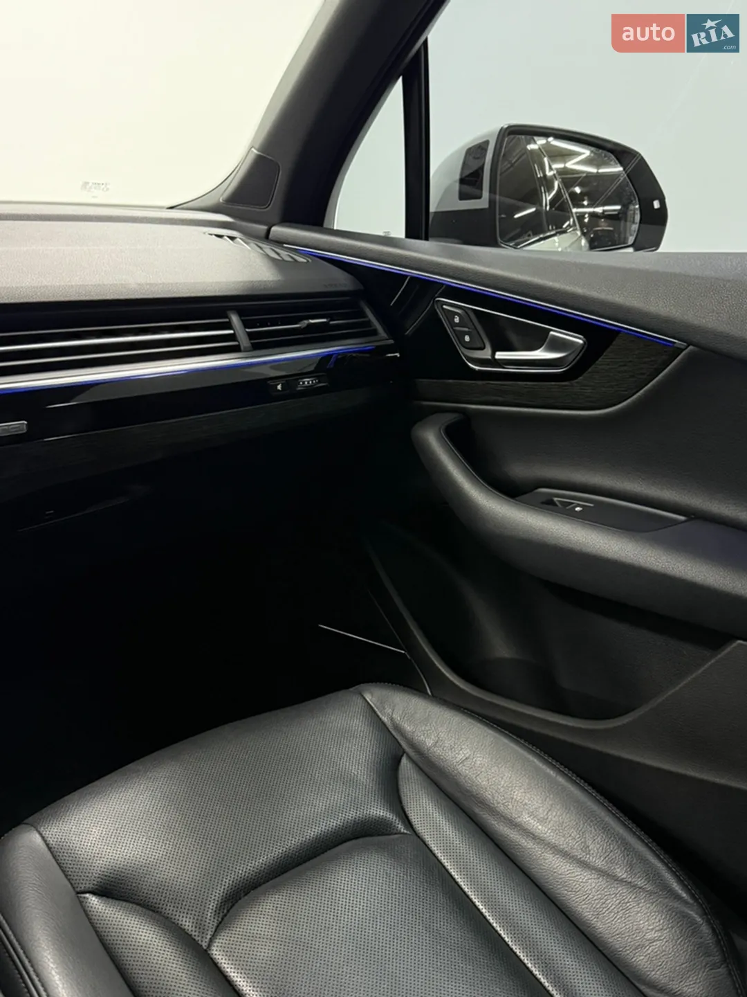 2017 Audi Q7 - мініатюра 28