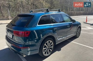 Внедорожник / Кроссовер Audi Q7 2017 в Киеве