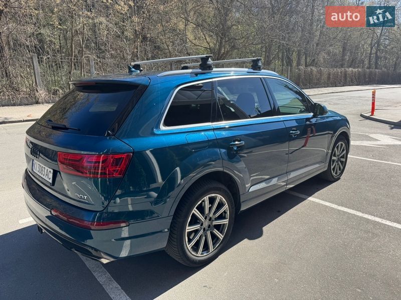 Внедорожник / Кроссовер Audi Q7 2017 в Киеве