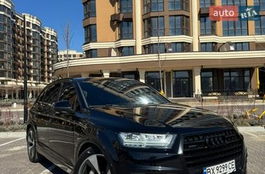 Позашляховик / Кросовер Audi Q7 2015 в Києві