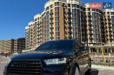 Внедорожник / Кроссовер Audi Q7 2015 в Киеве