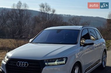 Позашляховик / Кросовер Audi Q7 2017 в Тячеві