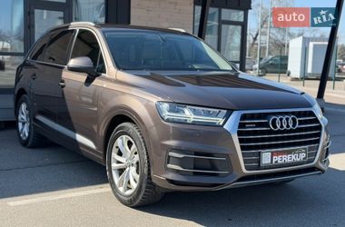 Позашляховик / Кросовер Audi Q7 2017 в Києві