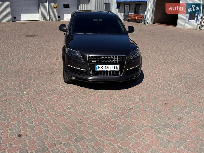 Внедорожник / Кроссовер Audi Q7 2007 в Ровно