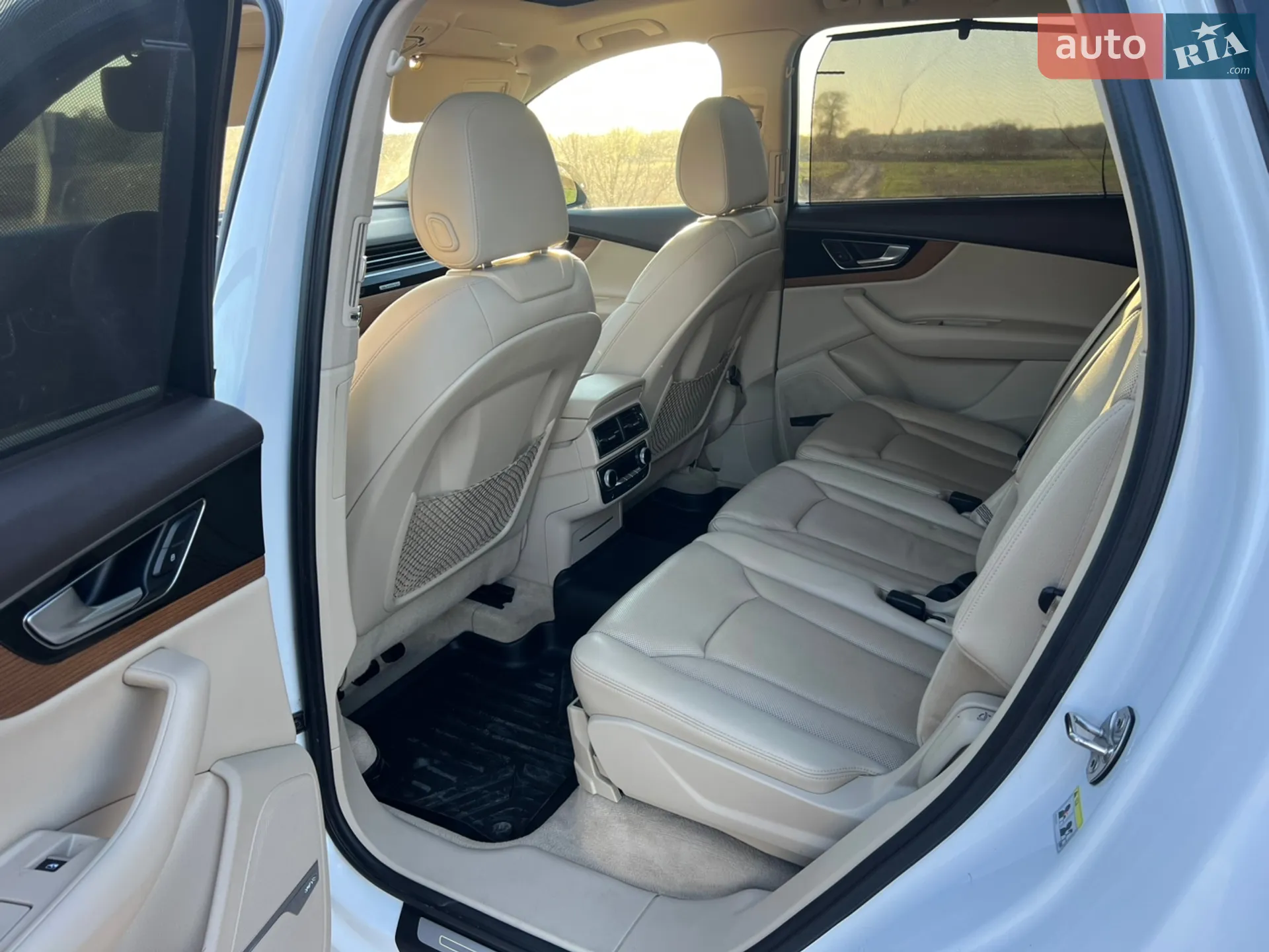 2017 Audi Q7 - мініатюра 10