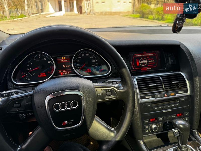 Внедорожник / Кроссовер Audi Q7 2006 в Херсоне