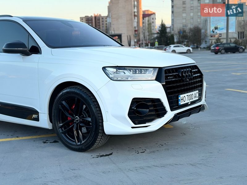 Позашляховик / Кросовер Audi Q7 2016 в Тернополі