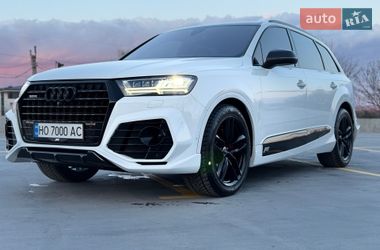 Позашляховик / Кросовер Audi Q7 2016 в Тернополі