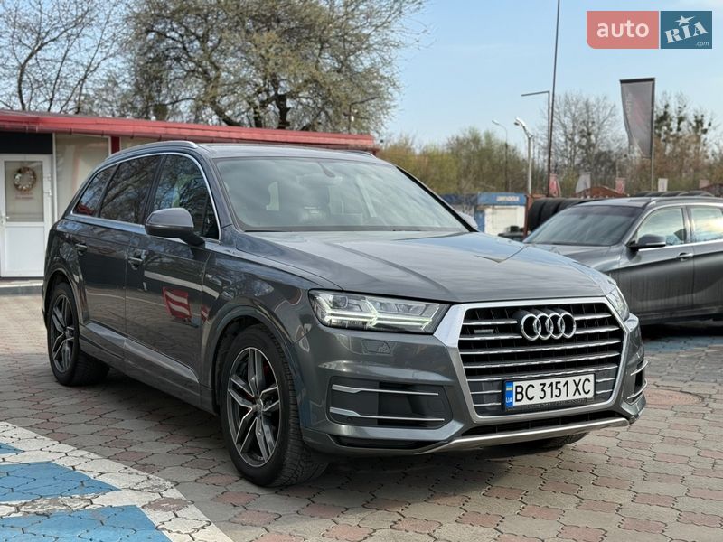 Внедорожник / Кроссовер Audi Q7 2017 в Львове