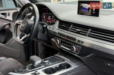 Внедорожник / Кроссовер Audi Q7 2017 в Львове