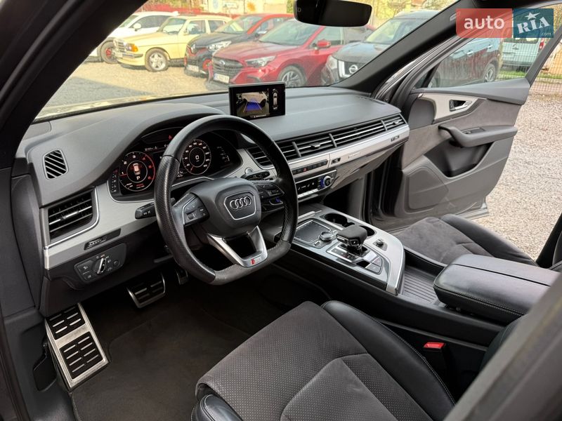 Внедорожник / Кроссовер Audi Q7 2017 в Львове